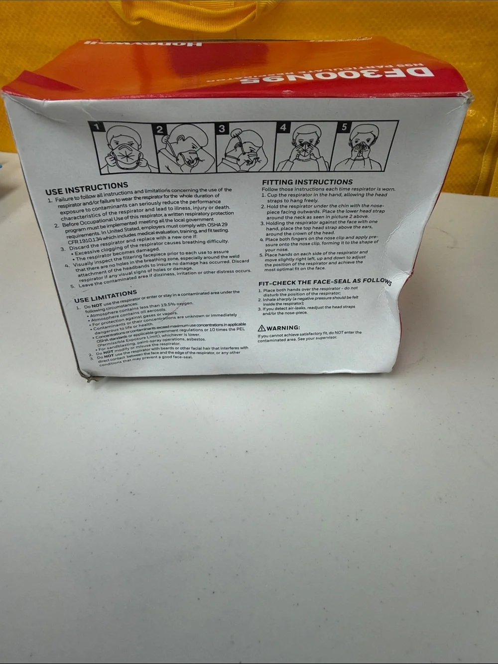 Honeywell DF300N95 N95 Particulate Respirator disposable face masks - White